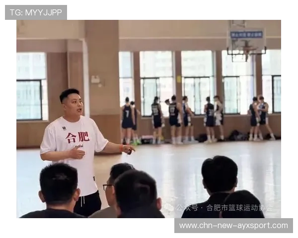 世界篮球联赛在推广中着力提升基层教练培训与场馆利用率，篮球教练培训基地